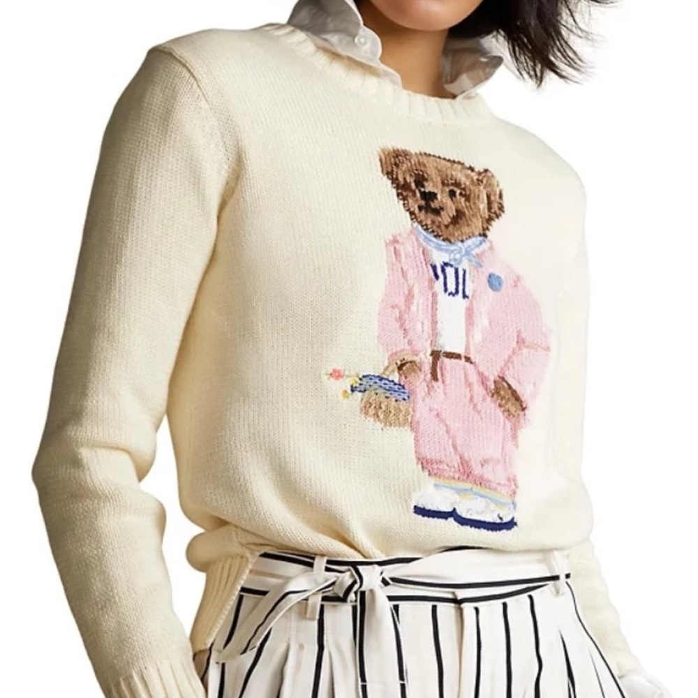 Polo Ralph Lauren Picnic Polo
Bear Sweater